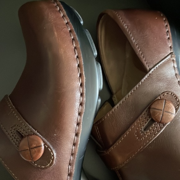 🌸 5/$35. Dansko Solstice Chestnut Brown Clog - Picture 7 of 9